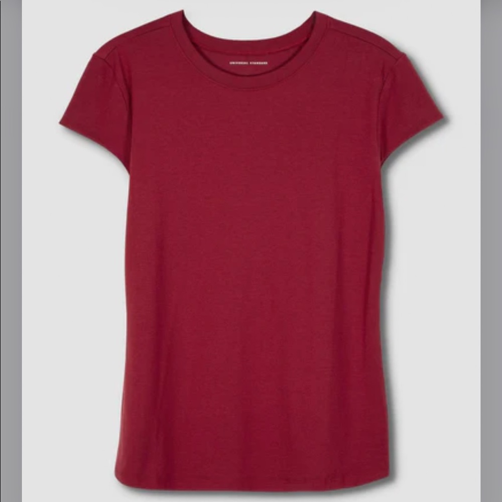 universal standard tee